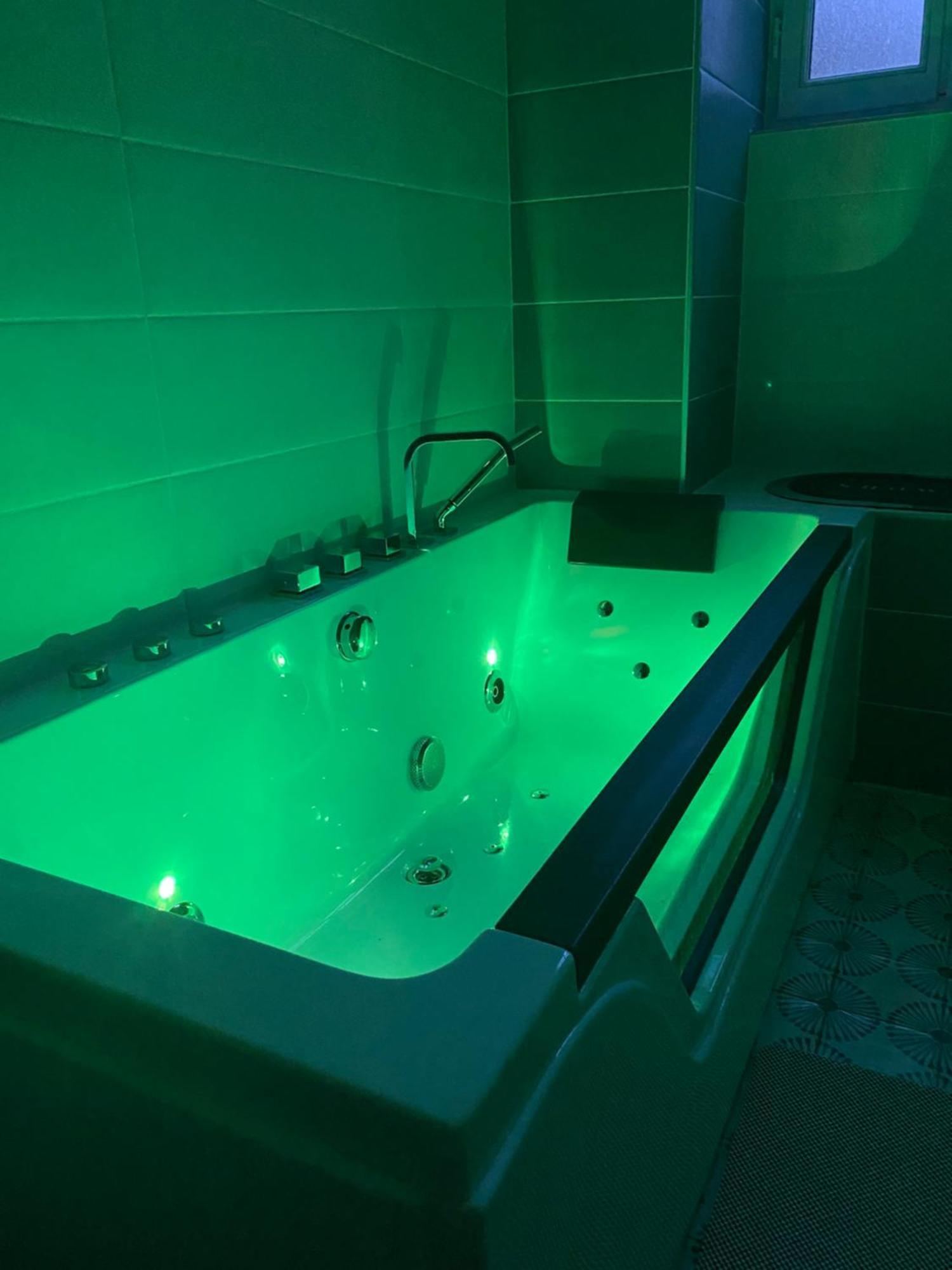 Au Bord Du Gave Apartman Laruns Kültér fotó